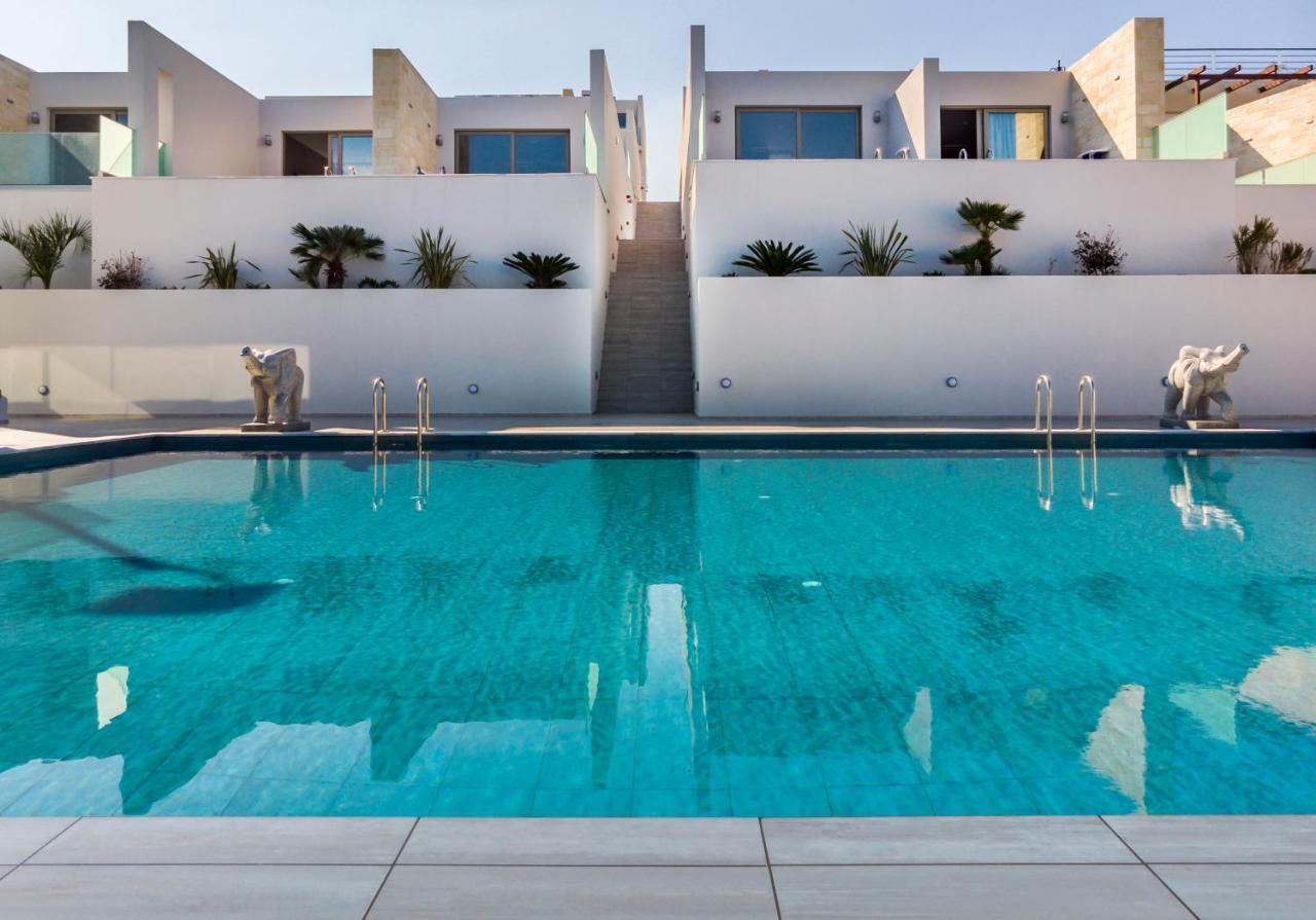 Blue Elephant Boutique Hotel & Spa - Adults Only Almirida エクステリア 写真
