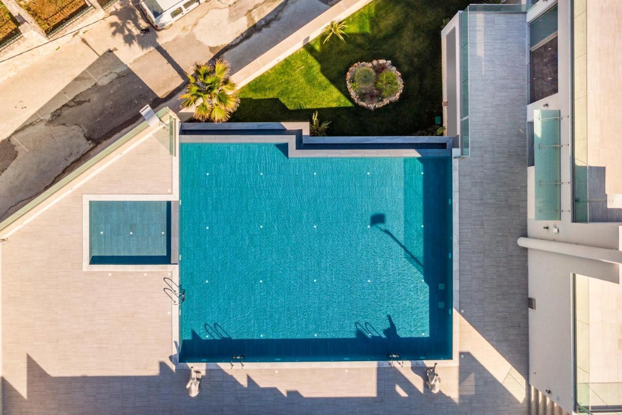 Blue Elephant Boutique Hotel & Spa - Adults Only Almirida エクステリア 写真